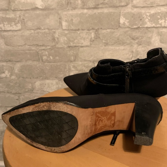 Donald J Pliner shoes Women Pointed Toe Ankle Boot size 8.5 US - Picture 4 of 9